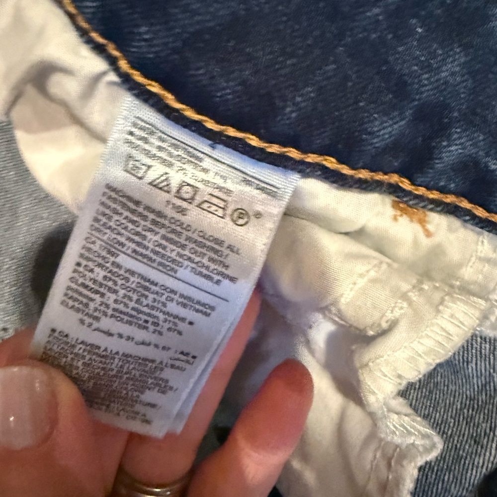 2 pairs of old navy skinny fit jeans